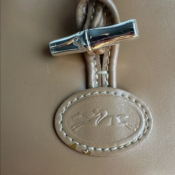 Longchamp Le Roseau Shoulder Bag - Picture 3 of 16